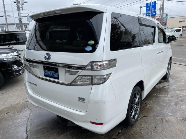 ヴェルファイアハイブリッド Ｖ　４ＷＤ　保証付　最長３年保証　事故無　Ｔチェーン　純正ＨＤＤナビ　ＣＤ　ＤＶＤ　フルセグ　Ｂｌｕｅｔｏｏｔｈ　Ｂカメラ　後席モニター　ＥＴＣ　プッシュスタート　両側パワスラ　パワーシート　クルコン（6枚目）