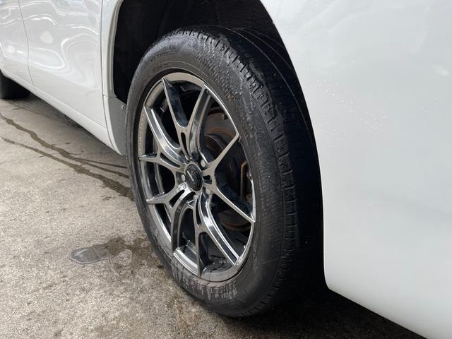 ヴェルファイアハイブリッド Ｖ　４ＷＤ　保証付　最長３年保証　事故無　Ｔチェーン　純正ＨＤＤナビ　ＣＤ　ＤＶＤ　フルセグ　Ｂｌｕｅｔｏｏｔｈ　Ｂカメラ　後席モニター　ＥＴＣ　プッシュスタート　両側パワスラ　パワーシート　クルコン（15枚目）
