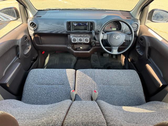 パッソ Ｘ　クツロギ　保証付　最長３年保証　事故無　Ｔチェーン　社外ＣＤ　スマートキー　ベンチシート　ワイパーデアイサー　電格ミラー　盗難防止装置　ＡＢＳ　ＷＳＲＳ（12枚目）