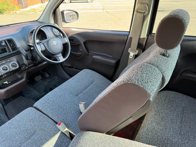 パッソ Ｘ　クツロギ　保証付　最長３年保証　事故無　Ｔチェーン　社外ＣＤ　スマートキー　ベンチシート　ワイパーデアイサー　電格ミラー　盗難防止装置　ＡＢＳ　ＷＳＲＳ（16枚目）