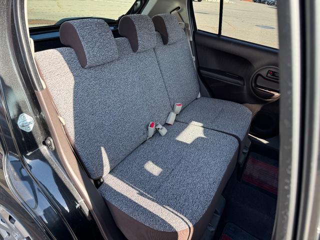 パッソ Ｘ　クツロギ　保証付　最長３年保証　事故無　Ｔチェーン　社外ＣＤ　スマートキー　ベンチシート　ワイパーデアイサー　電格ミラー　盗難防止装置　ＡＢＳ　ＷＳＲＳ（20枚目）