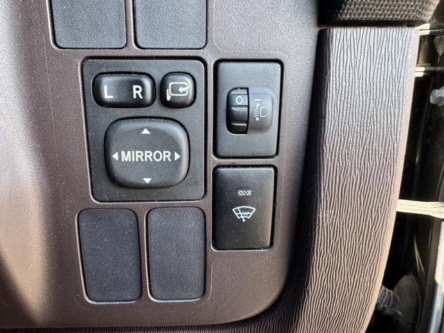 パッソ Ｘ　クツロギ　保証付　最長３年保証　事故無　Ｔチェーン　社外ＣＤ　スマートキー　ベンチシート　ワイパーデアイサー　電格ミラー　盗難防止装置　ＡＢＳ　ＷＳＲＳ（34枚目）