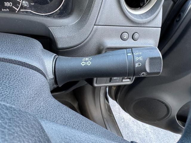 ノート Ｘ　ＤＩＧ－Ｓ　保証付　最長３年保証　事故無　Ｔチェーン　スーパーチャージャー　純正ＣＤ　プッシュスタート　エンスタ　アイドリングストップ　オートエアコン　純正ＡＷ　電格ミラー　横滑り防止装置　盗難防止装置（36枚目）