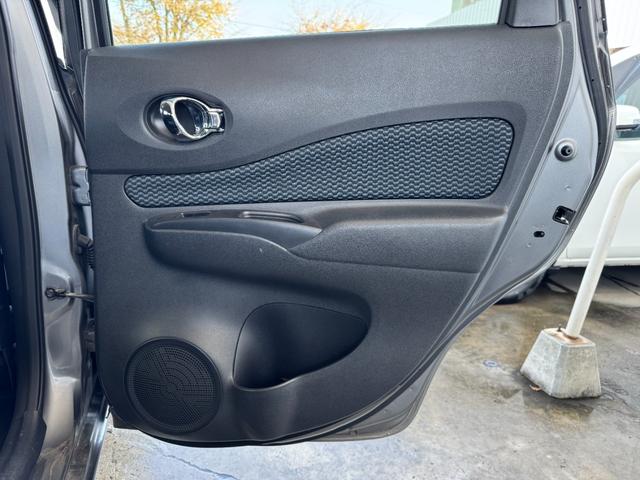 ノート Ｘ　ＤＩＧ－Ｓ　保証付　最長３年保証　事故無　Ｔチェーン　スーパーチャージャー　純正ＣＤ　プッシュスタート　エンスタ　アイドリングストップ　オートエアコン　純正ＡＷ　電格ミラー　横滑り防止装置　盗難防止装置（45枚目）