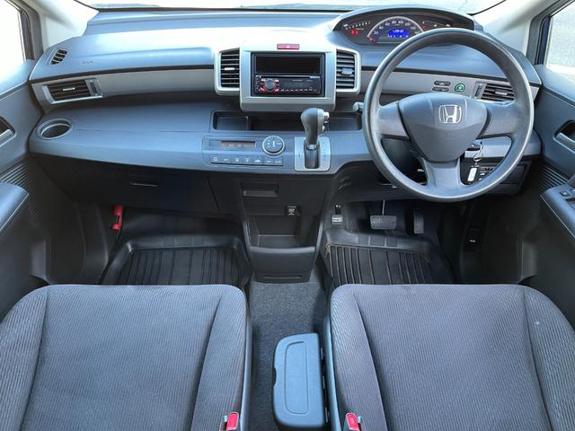 フリード フレックス エアロ 保証付 Tチェーン 社外CD キーレス 片側パワスラ オートエアコン オートライト 電格ミラー ABS WSRS(14枚目)