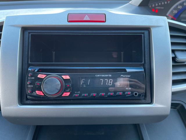 フリード フレックス エアロ 保証付 Tチェーン 社外CD キーレス 片側パワスラ オートエアコン オートライト 電格ミラー ABS WSRS(31枚目)