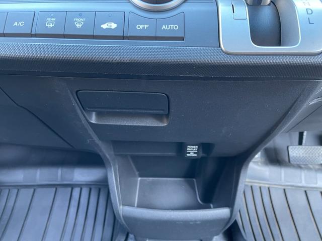 フリード フレックス エアロ 保証付 Tチェーン 社外CD キーレス 片側パワスラ オートエアコン オートライト 電格ミラー ABS WSRS(42枚目)