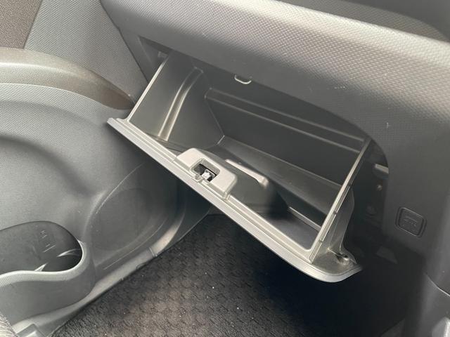 ソリオ S 4WD 保証付 最長3年保証 事故無 Tチェーン 社外メモリーナビ CD DVD フルセグ Bluetooth Bカメラ ドラレコ プッシュスタート 両側パワスラ シートヒーター オートエアコン(47枚目)