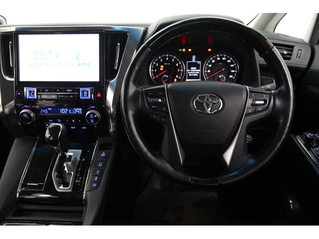 アルファード ２．５Ｓ　Ｃパッケージ　アルパイン１１型ＢＩＧＸナビ　アルパイン１２型フリップダウンモニター　黒半革シート　パワーバックドア　両側パワースライドドア　寒冷地仕様　純正キー一体型エンジンスターター　ＥＴＣ　ＬＥＤヘッドライト（17枚目）