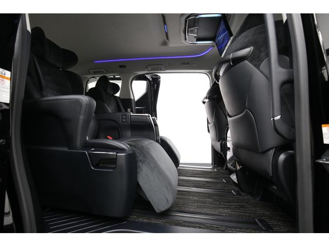 アルファード ２．５Ｓ　Ｃパッケージ　アルパイン１１型ＢＩＧＸナビ　アルパイン１２型フリップダウンモニター　黒半革シート　パワーバックドア　両側パワースライドドア　寒冷地仕様　純正キー一体型エンジンスターター　ＥＴＣ　ＬＥＤヘッドライト（56枚目）