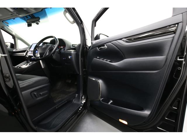 アルファード ２．５Ｓ　Ｃパッケージ　アルパイン１１型ＢＩＧＸナビ　アルパイン１２型フリップダウンモニター　黒半革シート　パワーバックドア　両側パワースライドドア　寒冷地仕様　純正キー一体型エンジンスターター　ＥＴＣ　ＬＥＤヘッドライト（74枚目）