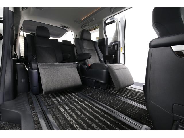 こちらのアルファードハイブリッドの他にも人気のミニバンを多数在庫しております！店舗詳細から当店在庫一覧も是非ご覧下さい！