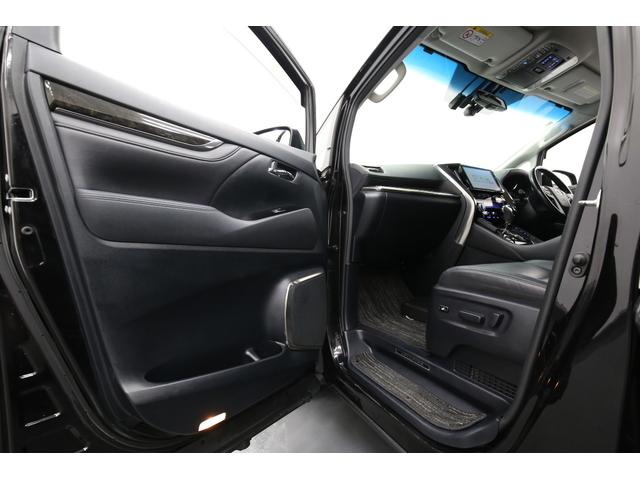 ヴェルファイアハイブリッド ZR Gエディション 黒革シート 純正10型SDナビ 12型後席モニター バックカメラ オートマチックハイビーム クルーズコントロール シートヒーター パワーバックドア 両側パワースライドドア TRD19AW 新品夏タイヤ(68枚目)