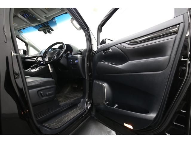 ヴェルファイアハイブリッド ZR Gエディション 黒革シート 純正10型SDナビ 12型後席モニター バックカメラ オートマチックハイビーム クルーズコントロール シートヒーター パワーバックドア 両側パワースライドドア TRD19AW 新品夏タイヤ(72枚目)