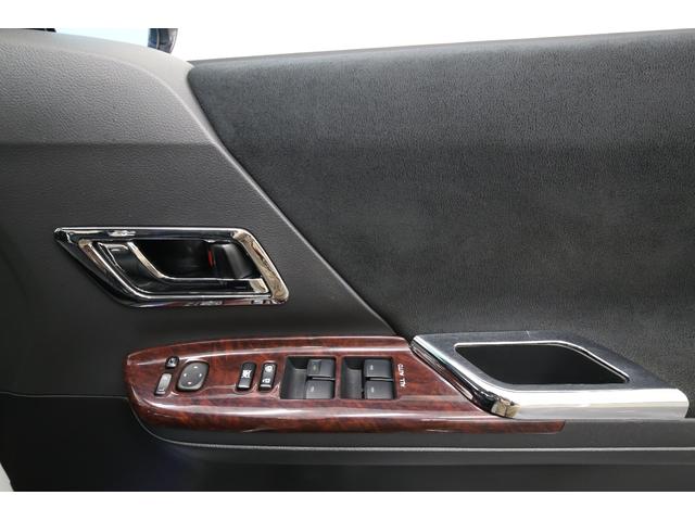 アルファード 240S ワンオーナー アルパイン10型BIG Xナビ アルパイン12.8型フリップダウンモニター バック/サイドカメラ アルパインデジタルインナーミラー 両側パワースライドドア 純正18インチAW HDMI(39枚目)