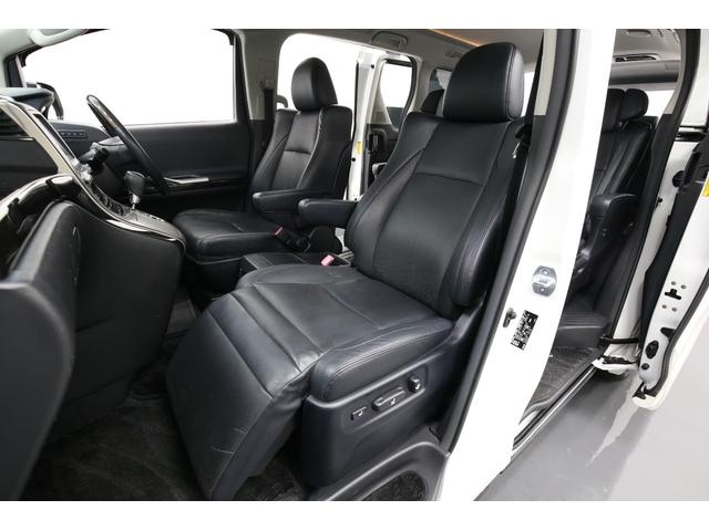 ヴェルファイア ３．５Ｚ　Ｇエディション　黒本革シート　トヨタプレミアムサウンド　純正８型ＨＤＤナビ　リアエンターテイメント　オートマチックハイビーム　シートヒーター　電動バックドア　両側電動スライドドア　モデリスタエアロ　１８インチＡＷ（52枚目）