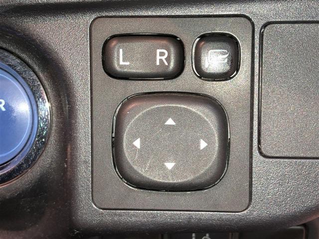 アクア Ｇ　誤発進抑制機能　バックモニタ　セキュリティー　デュアルエアバック　ナビＴＶ　Ｉ－ＳＴＯＰ　ＬＥＤ　パワーウィンドウ　地デジ　ＥＳＣ　ＡＴエアコン　ＡＢＳ　パワーステアリング　オートクルーズ　アルミ（28枚目）