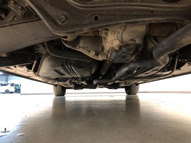 シエンタ Ｇ　クエロ　点検記録簿　衝突被害軽減ブレーキ　両側パワースライドドア　ＬＥＤヘッドランプ　４ＷＤ　ドラレコ　寒冷地仕様　ナビ＆ＴＶ　バックカメラ　ミュージックプレイヤー接続可　ＥＴＣ　メモリーナビ　盗難防止装置（11枚目）