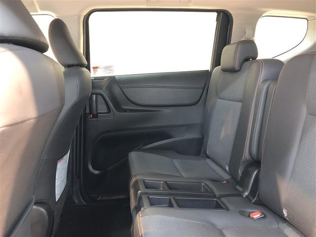 シエンタ Ｇ　クエロ　点検記録簿　衝突被害軽減ブレーキ　両側パワースライドドア　ＬＥＤヘッドランプ　４ＷＤ　ドラレコ　寒冷地仕様　ナビ＆ＴＶ　バックカメラ　ミュージックプレイヤー接続可　ＥＴＣ　メモリーナビ　盗難防止装置（13枚目）