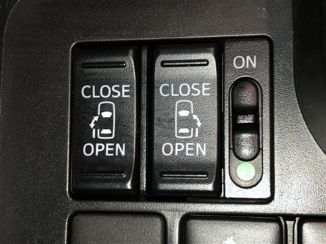 ルーミー カスタムG Bモニター LEDランプ フルセグテレビ ナビ&TV DVD再生 4WD アイドリングストップ ウォークスルー ESC メモリーナビ ドラレコ スマートキー 寒冷地 アルミ エアバッグ ABS(24枚目)