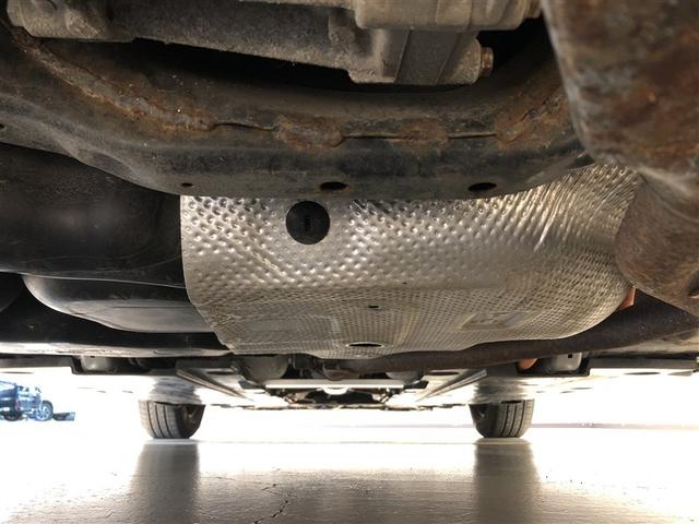 カローラツーリング ハイブリッド　Ｇ－Ｘ　レンタカーＵＰ　Ｂカメラ　ＬＥＤ　ドライブレコーダー　寒冷地仕様　スマートキー　ナビ　クルーズコントロール　横滑り防止装置　ＥＴＣ　４ＷＤ　ミュージックプレイヤー接続可　メモリーナビ　オートエアコン（10枚目）