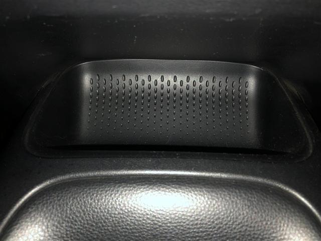 カローラツーリング ハイブリッド　Ｇ－Ｘ　レンタカーＵＰ　Ｂカメラ　ＬＥＤ　ドライブレコーダー　寒冷地仕様　スマートキー　ナビ　クルーズコントロール　横滑り防止装置　ＥＴＣ　４ＷＤ　ミュージックプレイヤー接続可　メモリーナビ　オートエアコン（32枚目）