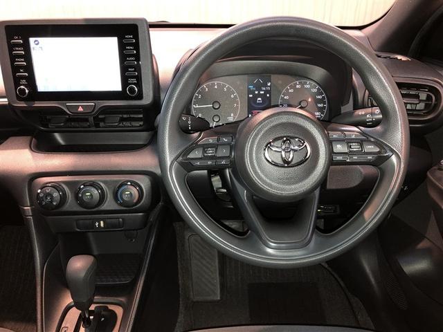 ヤリス Ｘ　追突防止装置　ＶＳＣ　スマートキー＆プッシュスタート　イモビライザー　寒冷地仕様　Ｂカメラ　マニュアルエアコン　ＥＴＣ付　ナビ　Ａクルコン　レンタアップ　４ＷＤ　パワーウインドウ　ＡＢＳ　キーレス（14枚目）