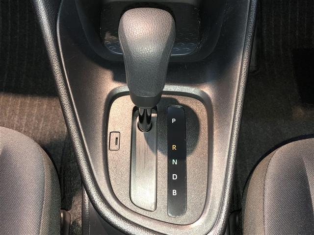 ヤリス Ｘ　追突防止装置　ＶＳＣ　スマートキー＆プッシュスタート　イモビライザー　寒冷地仕様　Ｂカメラ　マニュアルエアコン　ＥＴＣ付　ナビ　Ａクルコン　レンタアップ　４ＷＤ　パワーウインドウ　ＡＢＳ　キーレス（18枚目）