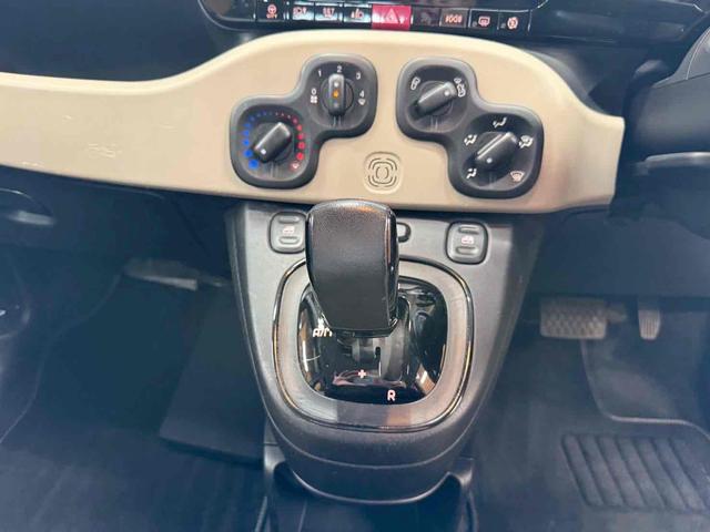パンダ 　アルミホイール　ＡＴ　ＡＢＳ　ＥＳＣ　エアコン　パワーウィンドウ　運転席エアバッグ　ＣＤ（5枚目）