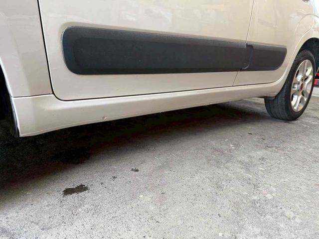 パンダ 　アルミホイール　ＡＴ　ＡＢＳ　ＥＳＣ　エアコン　パワーウィンドウ　運転席エアバッグ　ＣＤ（43枚目）