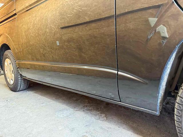 ハイエースバン 　ナビ　両側スライドドア　ＡＴ　ミュージックプレイヤー接続可　エアコン　パワーウィンドウ　運転席エアバッグ（29枚目）