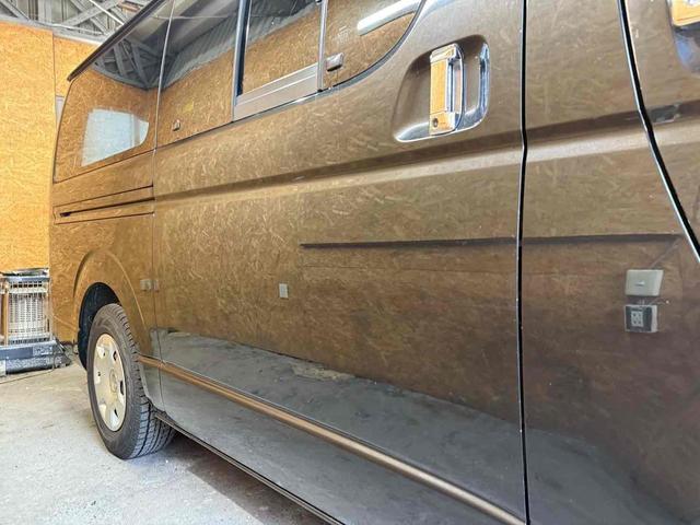 ハイエースバン 　ナビ　両側スライドドア　ＡＴ　ミュージックプレイヤー接続可　エアコン　パワーウィンドウ　運転席エアバッグ（30枚目）