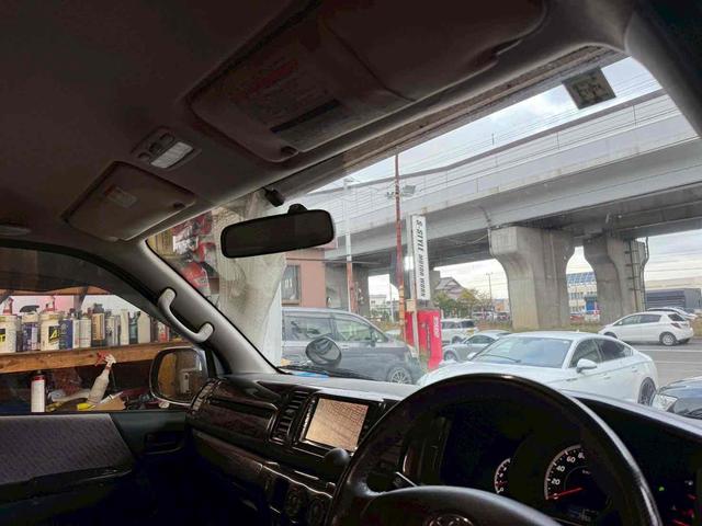 ハイエースバン 　ナビ　両側スライドドア　ＡＴ　ミュージックプレイヤー接続可　エアコン　パワーウィンドウ　運転席エアバッグ（52枚目）