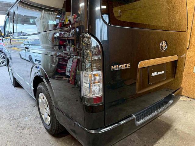 ハイエースバン 　ナビ　両側スライドドア　ＡＴ　ミュージックプレイヤー接続可　エアコン　パワーウィンドウ　運転席エアバッグ（58枚目）