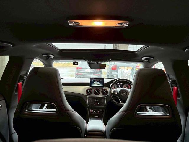 ＣＬＡクラス シューティングブレーク 　４ＷＤ　ドライブレコーダー　ナビ　クリアランスソナー　アルミホイール　オートライト　サンルーフ　パワーシート　スマートキー　アイドリングストップ　電動格納ミラー　シートヒーター　ＡＴ　盗難防止システム（23枚目）