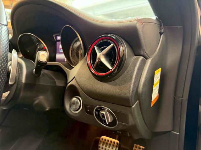 ＣＬＡクラス シューティングブレーク 　４ＷＤ　ドライブレコーダー　ナビ　クリアランスソナー　アルミホイール　オートライト　サンルーフ　パワーシート　スマートキー　アイドリングストップ　電動格納ミラー　シートヒーター　ＡＴ　盗難防止システム（42枚目）