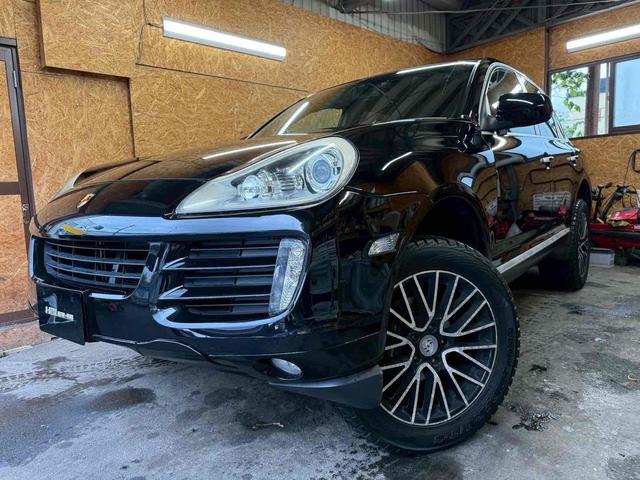 カイエン ベースグレード　４ＷＤ　ドライブレコーダー　ナビ　ＴＶ　アルミホイール　ＡＴ　盗難防止システム　ＡＢＳ　エアコン　パワーステアリング　パワーウィンドウ（16枚目）