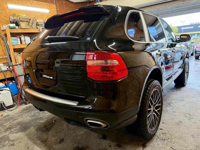 カイエン ベースグレード　４ＷＤ　ドライブレコーダー　ナビ　ＴＶ　アルミホイール　ＡＴ　盗難防止システム　ＡＢＳ　エアコン　パワーステアリング　パワーウィンドウ（21枚目）