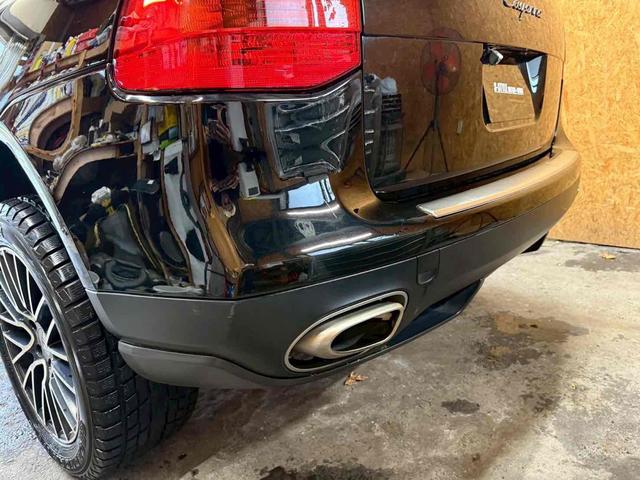 カイエン ベースグレード　４ＷＤ　ドライブレコーダー　ナビ　ＴＶ　アルミホイール　ＡＴ　盗難防止システム　ＡＢＳ　エアコン　パワーステアリング　パワーウィンドウ（29枚目）