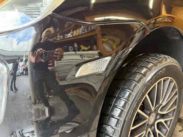カイエン ベースグレード　４ＷＤ　ドライブレコーダー　ナビ　ＴＶ　アルミホイール　ＡＴ　盗難防止システム　ＡＢＳ　エアコン　パワーステアリング　パワーウィンドウ（50枚目）