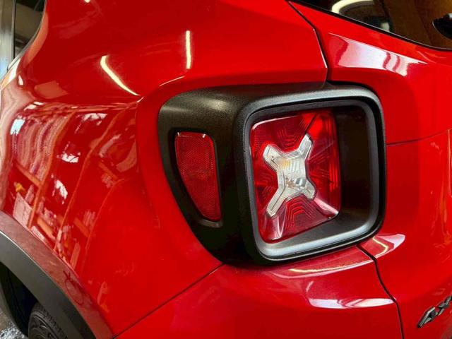 ジープ・レネゲード トレイルホーク　４ＷＤ　ドライブレコーダー　バックカメラ　オートクルーズコントロール　ナビ　オートライト　ＨＩＤ　アルミホイール　スマートキー　ＡＴ　盗難防止システム　ＡＢＳ　エアコン　パワーステアリング（42枚目）