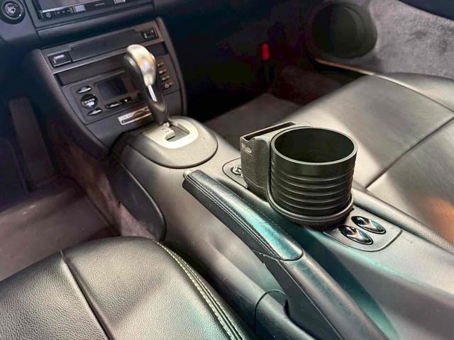 911  左ハンドル ナビ AT アルミホイール エアコン 運転席エアバッグ(10枚目)