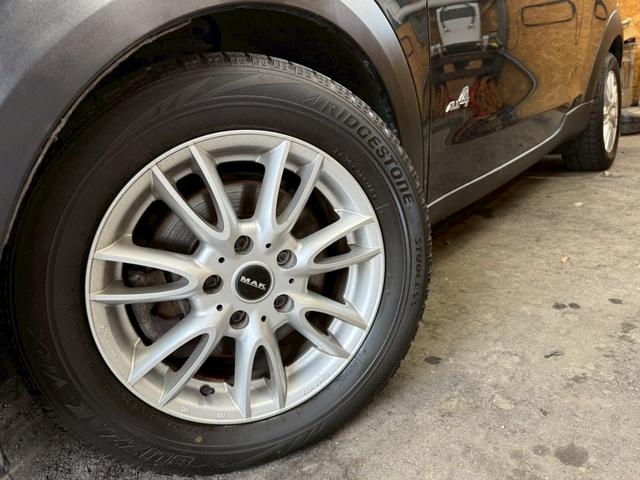 MINI クーパー ペースマン オール4 4WD アルミホイール AT 盗難防止システム ABS CD エアコン パワーステアリング パワーウィンドウ(19枚目)