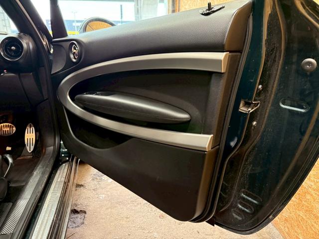 MINI クーパー ペースマン オール4 4WD アルミホイール AT 盗難防止システム ABS CD エアコン パワーステアリング パワーウィンドウ(27枚目)