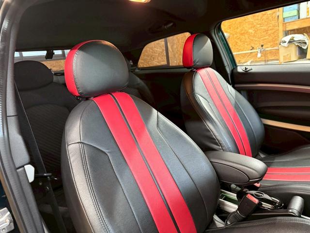 MINI クーパー ペースマン オール4 4WD アルミホイール AT 盗難防止システム ABS CD エアコン パワーステアリング パワーウィンドウ(30枚目)