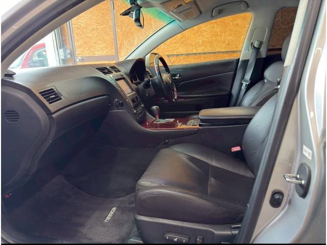 GS GS350 4WD クリアランスソナー オートクルーズコントロール ナビ アルミホイール HID AT シートエアコン スマートキー 電動格納ミラー 盗難防止システム パワーシート CD MD 衝突安全ボディ(30枚目)