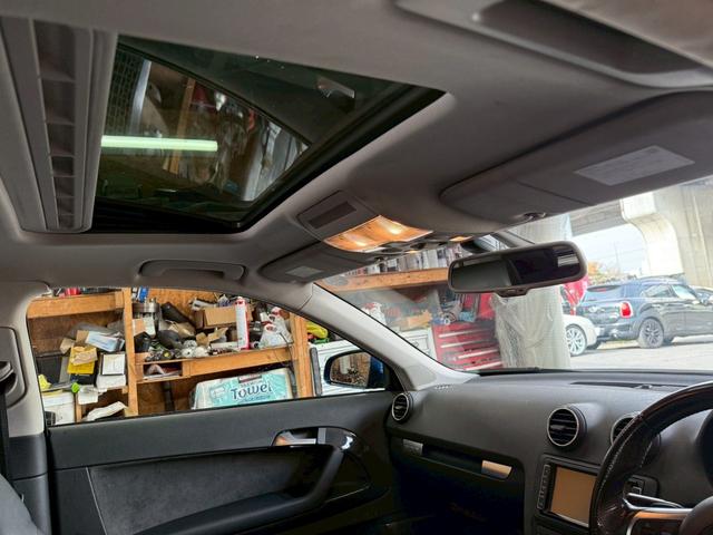 A3 3.2クワトロ 4WD ETC TV アルミホイール オートライト HID サンルーフ AT 盗難防止システム ABS CD DVD再生 USB Bluetooth エアコン パワーステアリング パワーウィンドウ(6枚目)