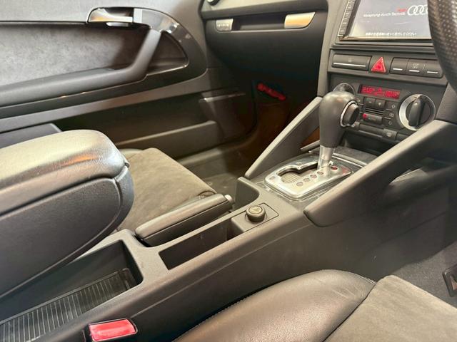 A3 3.2クワトロ 4WD ETC TV アルミホイール オートライト HID サンルーフ AT 盗難防止システム ABS CD DVD再生 USB Bluetooth エアコン パワーステアリング パワーウィンドウ(7枚目)