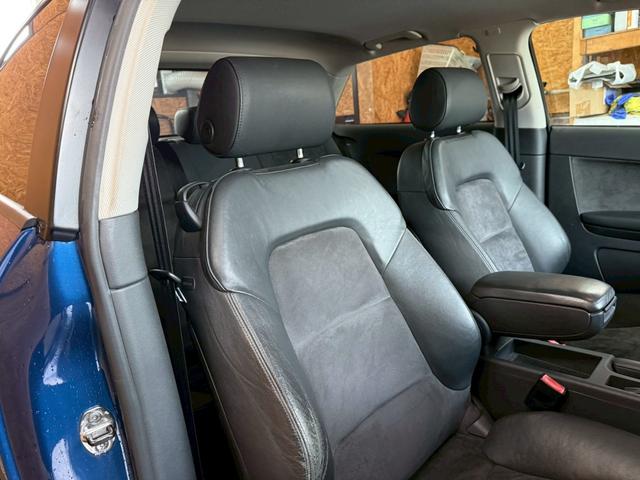 A3 3.2クワトロ 4WD ETC TV アルミホイール オートライト HID サンルーフ AT 盗難防止システム ABS CD DVD再生 USB Bluetooth エアコン パワーステアリング パワーウィンドウ(29枚目)