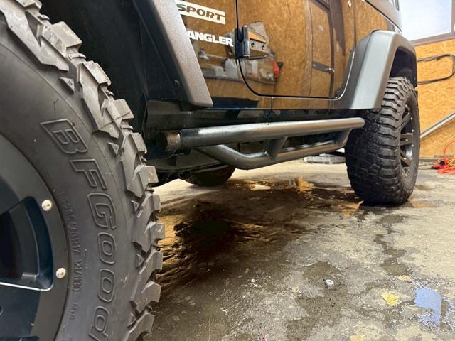 ジープ・ラングラー スポーツ 4WD ETC オートクルーズコントロール サンルーフ アルミホイール AT 盗難防止システム Bluetooth ABS エアコン パワーウィンドウ 運転席エアバッグ 助手席エアバッグ(53枚目)